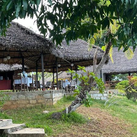 Wings Hotels Nosy-Be Exterior foto