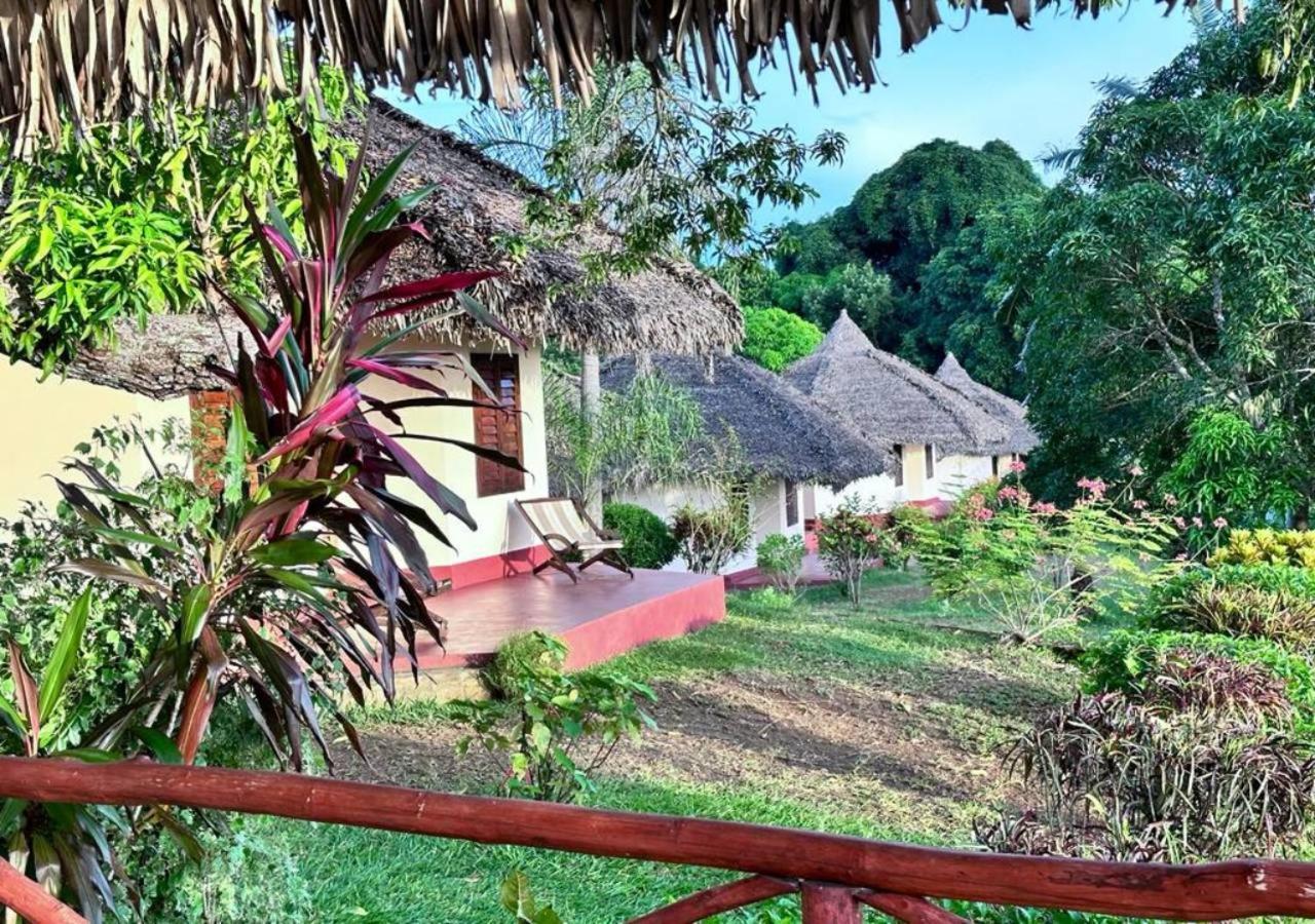 Wings Hotels Nosy-Be Exterior foto